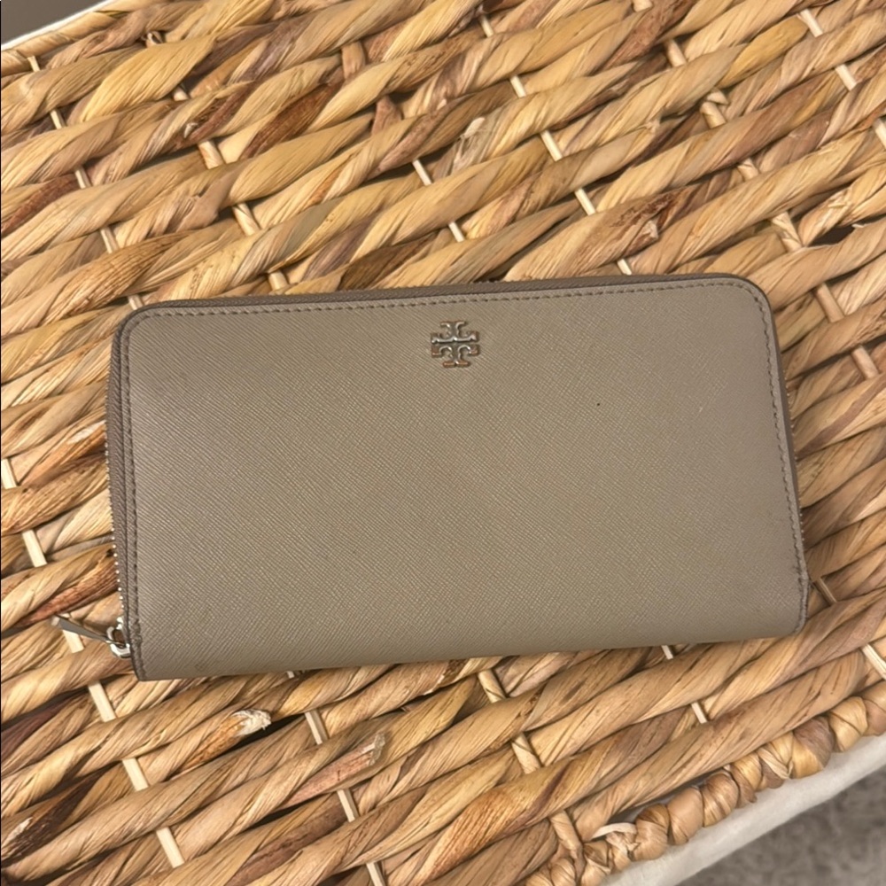 Tory Burch Wallet